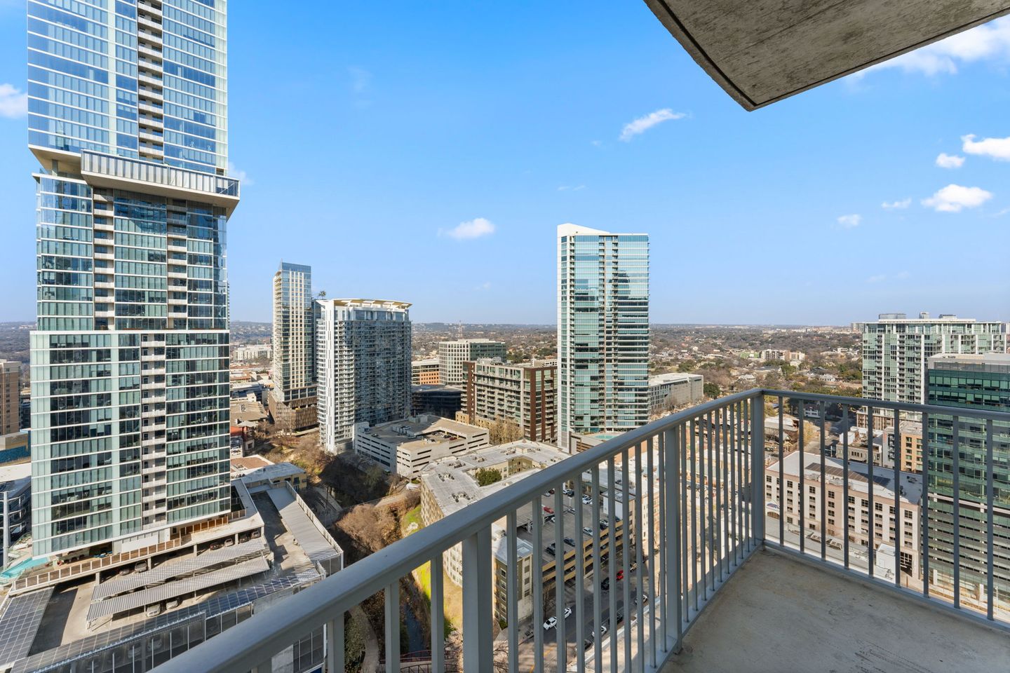 18-web-or-mls-360-nueces-st-2408-(22-of-38).jpg