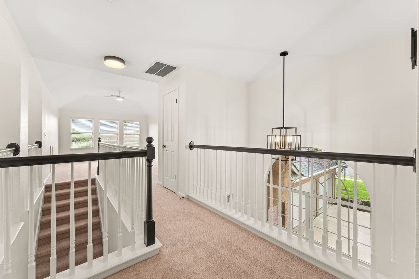 18-web-or-mls-5708-bexley-ct-20.jpg