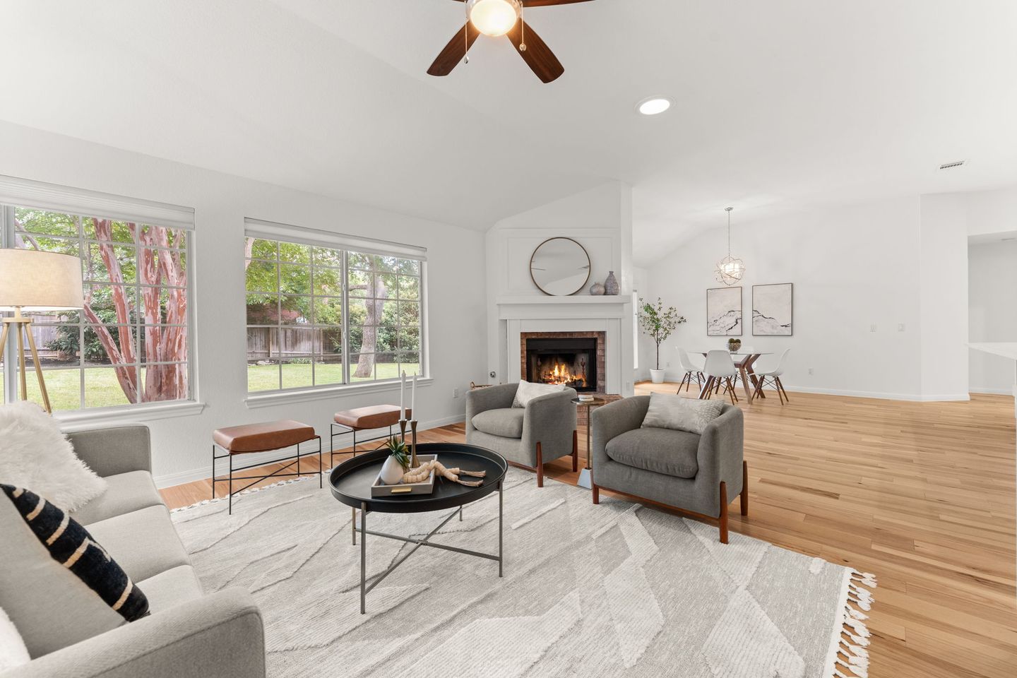 18-web-or-mls-5900-savin-hill-ct-23.jpg