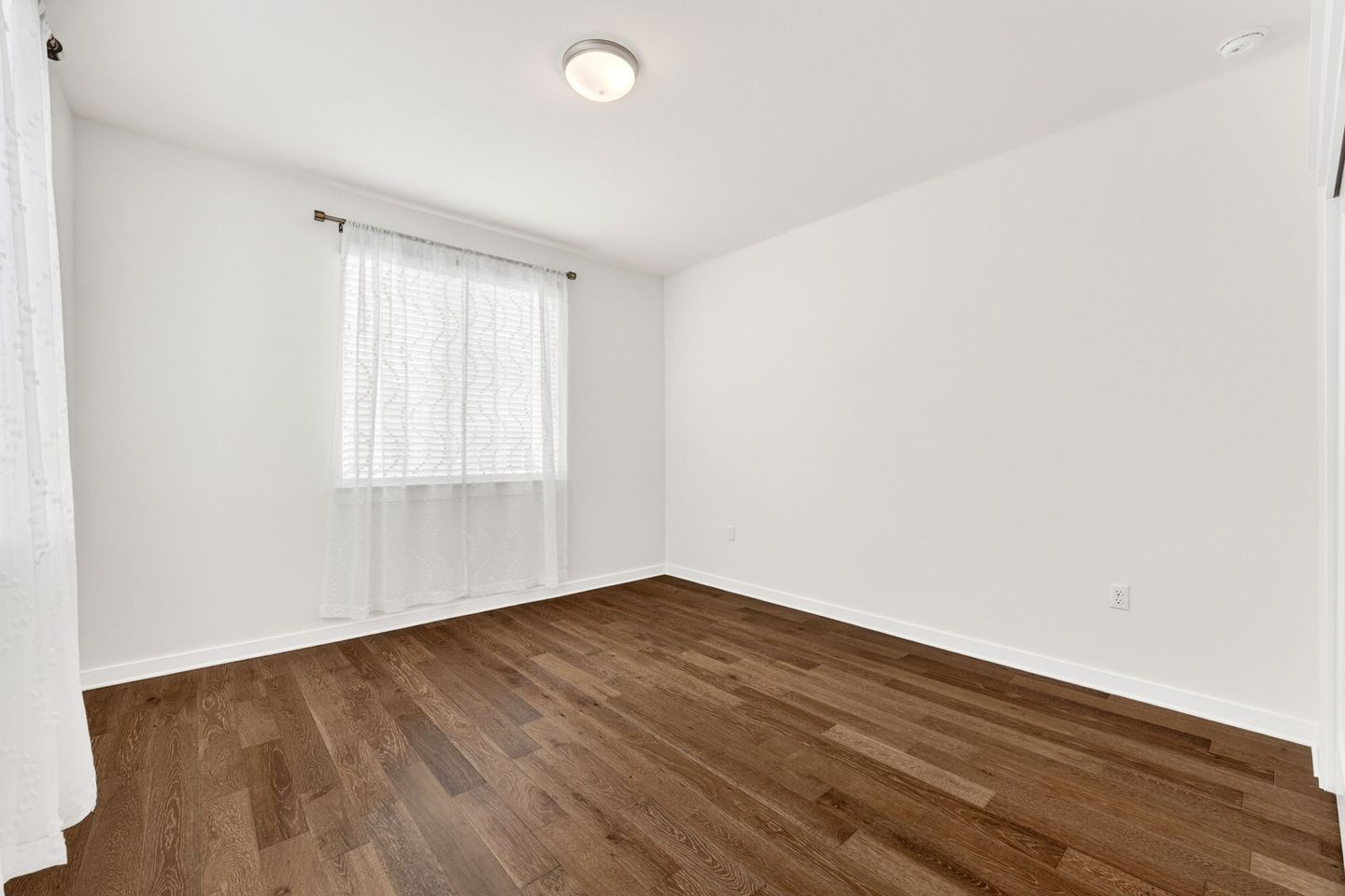 18-web-or-mls-6800-menchaca-rd-13-(19-of-25).jpg