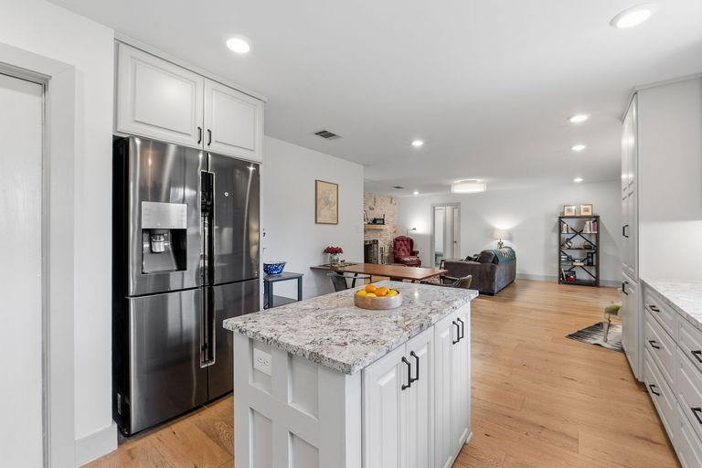 19-sqft-0882.jpg