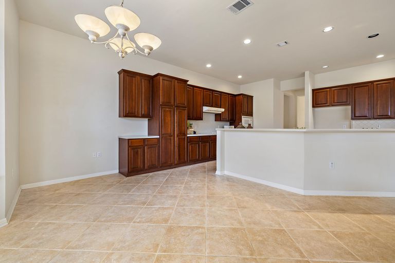 19-web-or-mls-120-durango-trail-kcp-022625---148.jpg