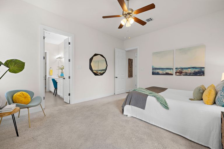 19-web-or-mls-1305-sarah-christine-ln-kcp-062124---87.jpg