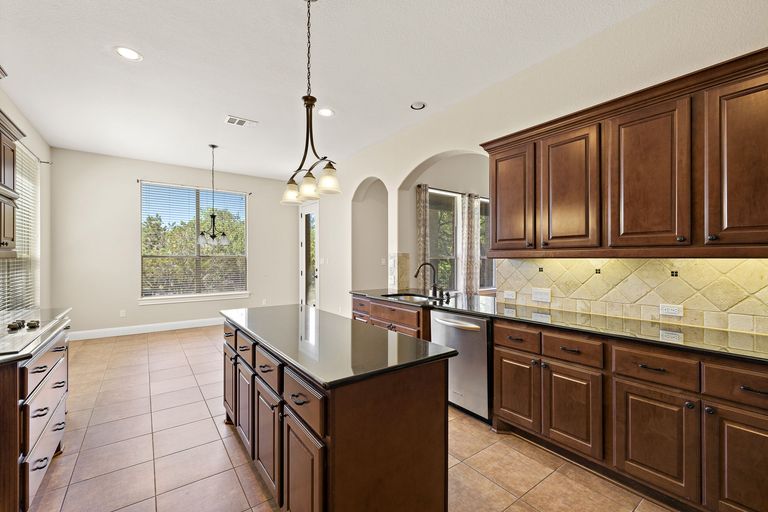 19-web-or-mls-1344-flint-rock-loop-kcp-042125---154.jpg