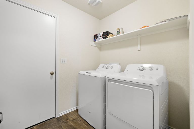 19-web-or-mls-14916-talus-rd-kcp-041124---7.jpg