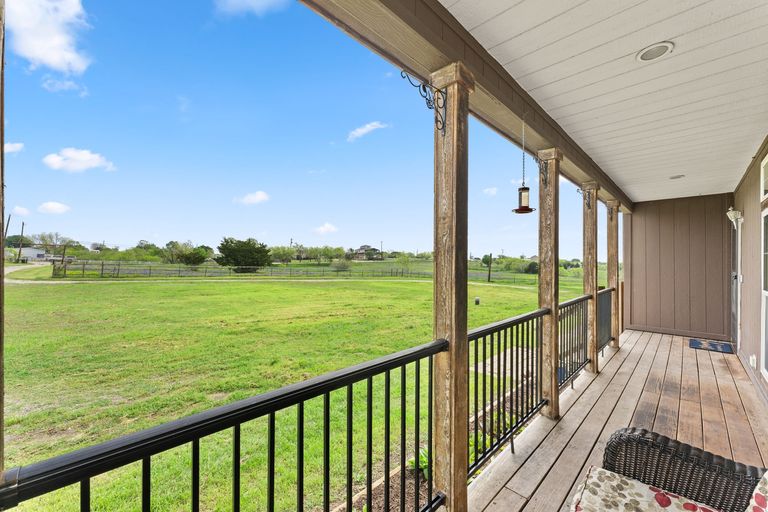 19-web-or-mls-2400-rohde-rd-(22-of-44).jpg