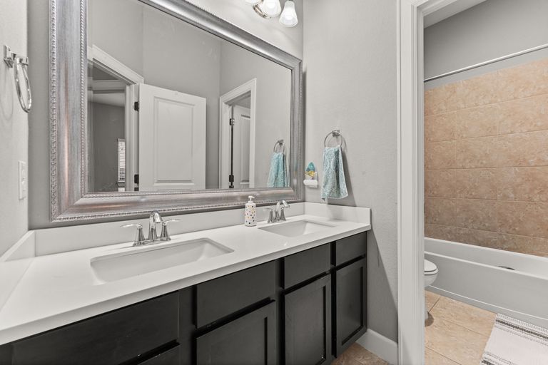19-web-or-mls-3421-brown-dipper-28-1759430378.jpg