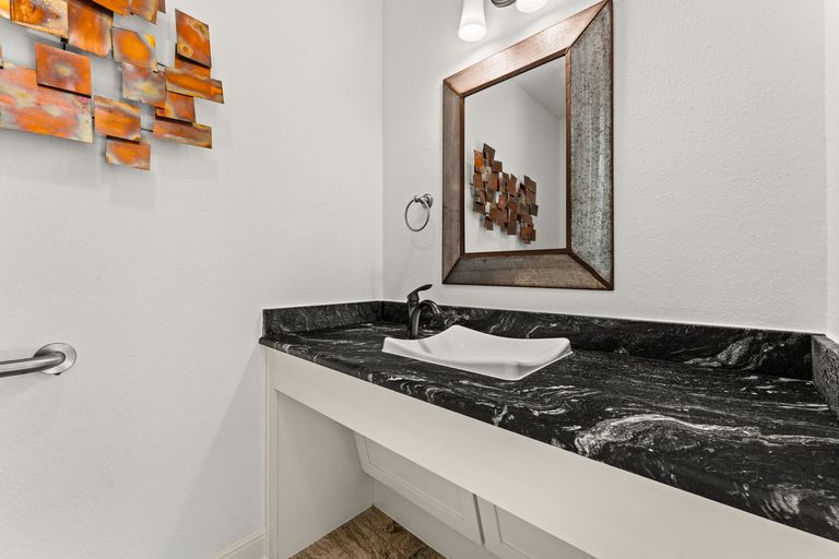 19-web-or-mls-4900-fiore-trail-11-1725474401.jpg