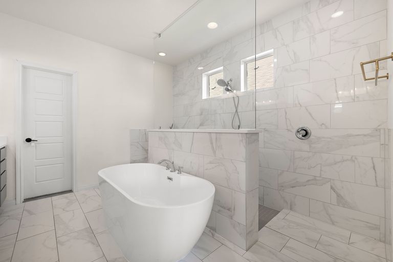19-web-or-mls-5116-anaheim-ave-kcp-050725---161.jpg