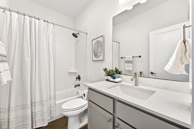 19-web-or-mls-6800-menchaca-rd-13-(20-of-25).jpg