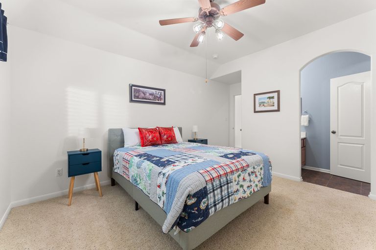 19-web-or-mls-6808-magenta-ln-(20-of-31).jpg