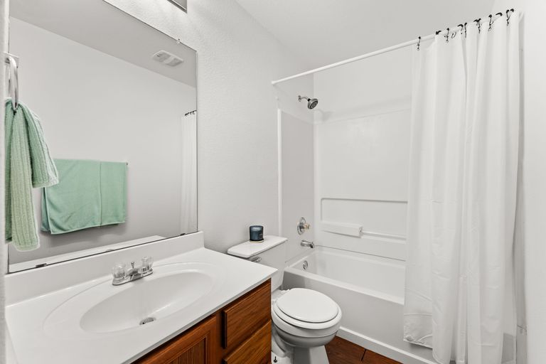 19-web-or-mls-6812-walkup-ln-21.jpg