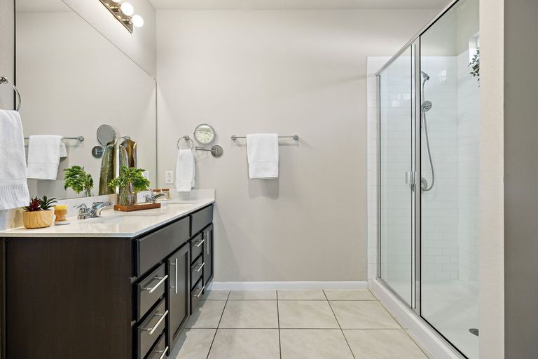 19-web-or-mls-7420-branrust-dr-kcp-010725---49.jpg