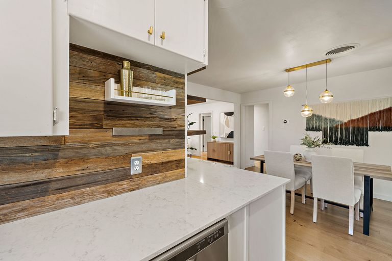 19-web-or-mls-8508-contour-dr-kcp-071726---133.jpg