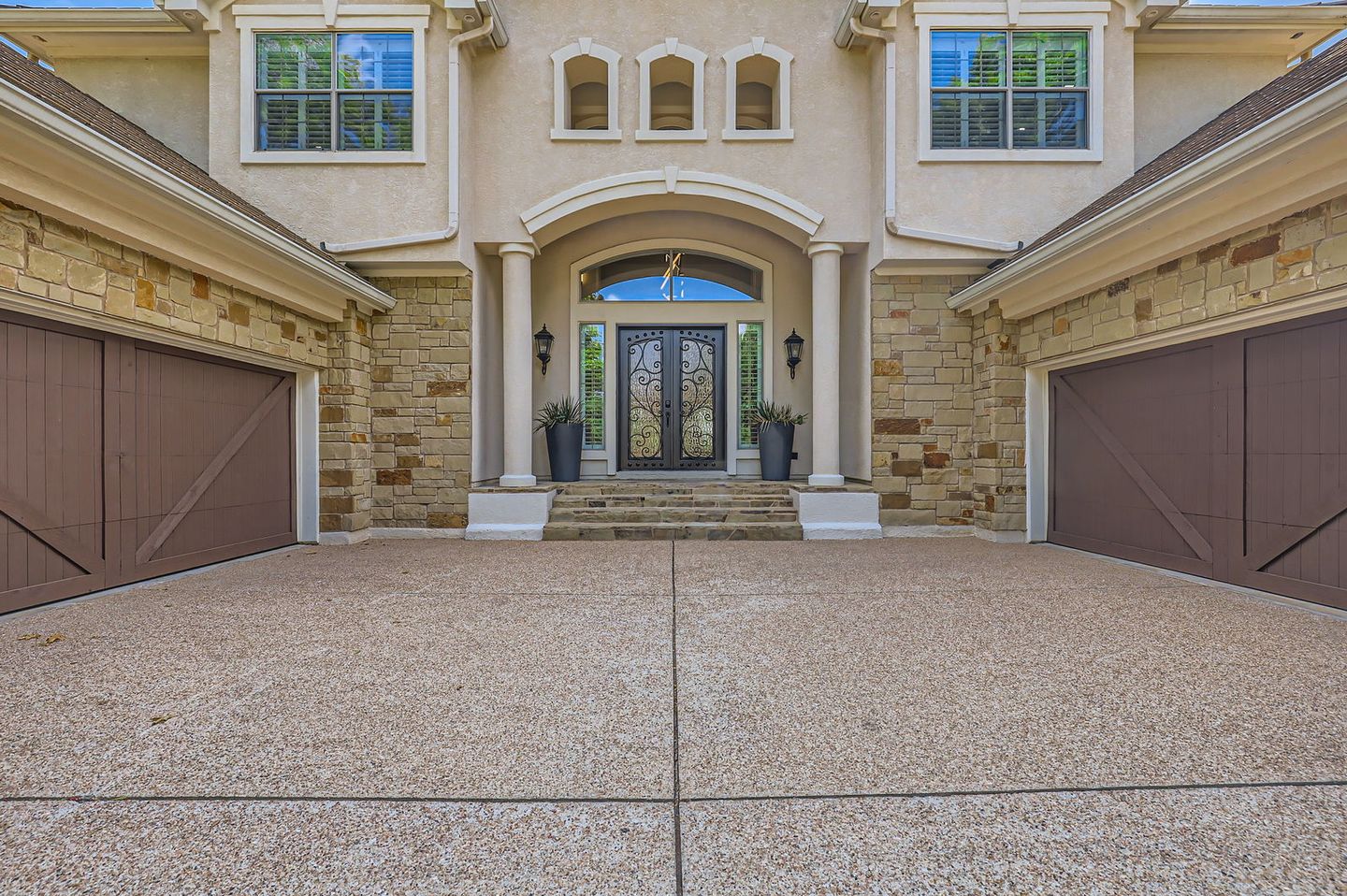 1900-lakecliff-hills-ln---web-quality---009---04-exterior-front-entry.jpg