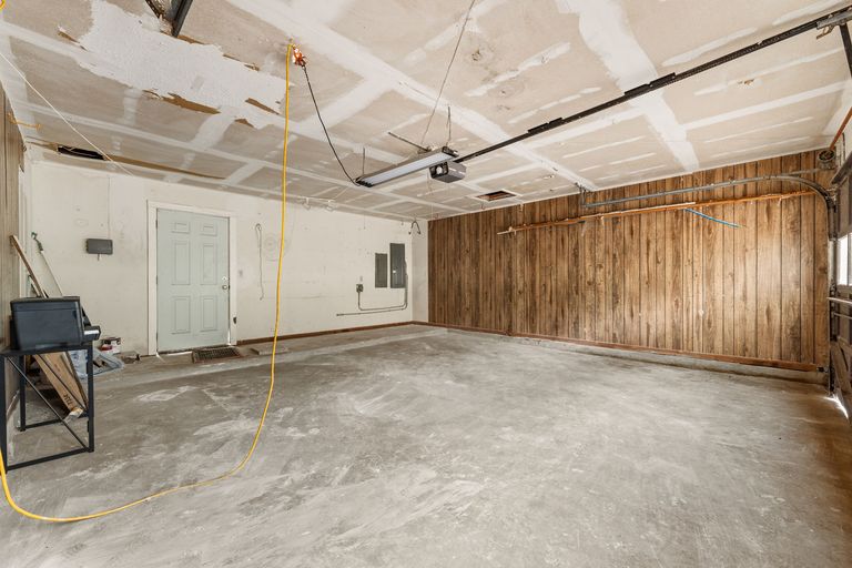 20-web-or-mls-103-westward-cove-14.jpg