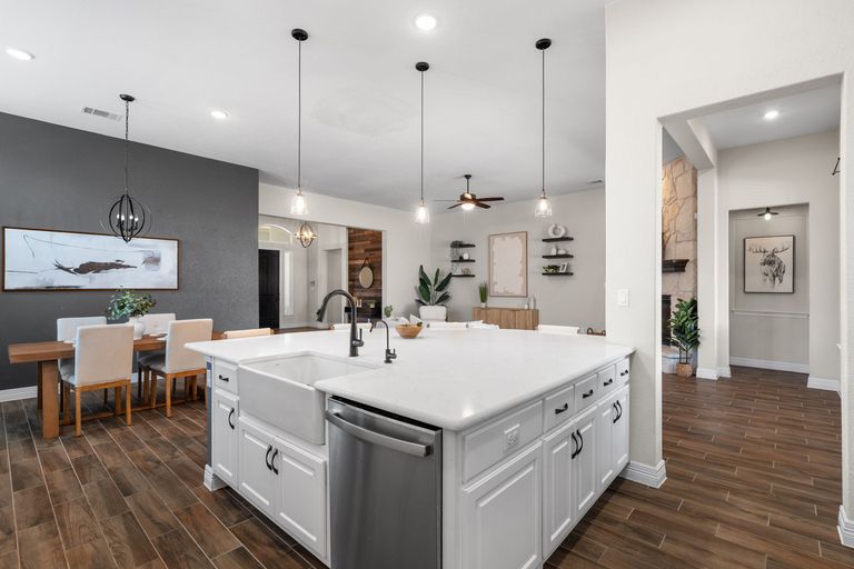20-web-or-mls-113-tanali-trail.jpg