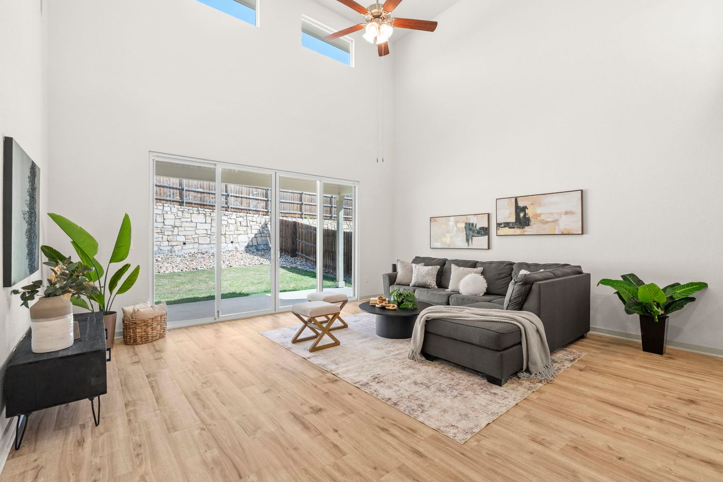 20-web-or-mls-221-indian-shoal-dr.jpg