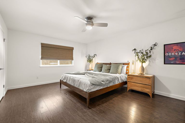20-web-or-mls-2709-jorwoods-dr-kcp-070825---34.jpg