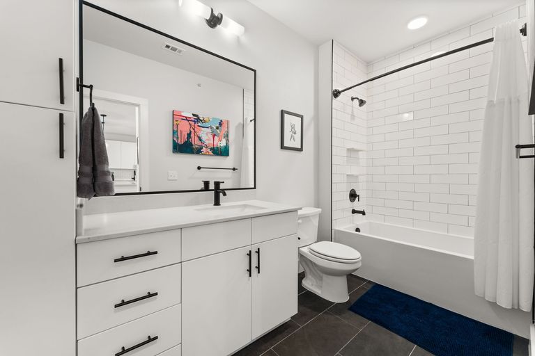20-web-or-mls-3101-govalle-ave-215-14.jpg