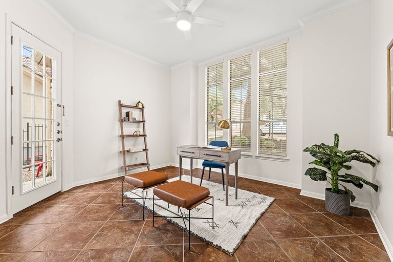 20-web-or-mls-6356-tasajillo-trail-17.jpg