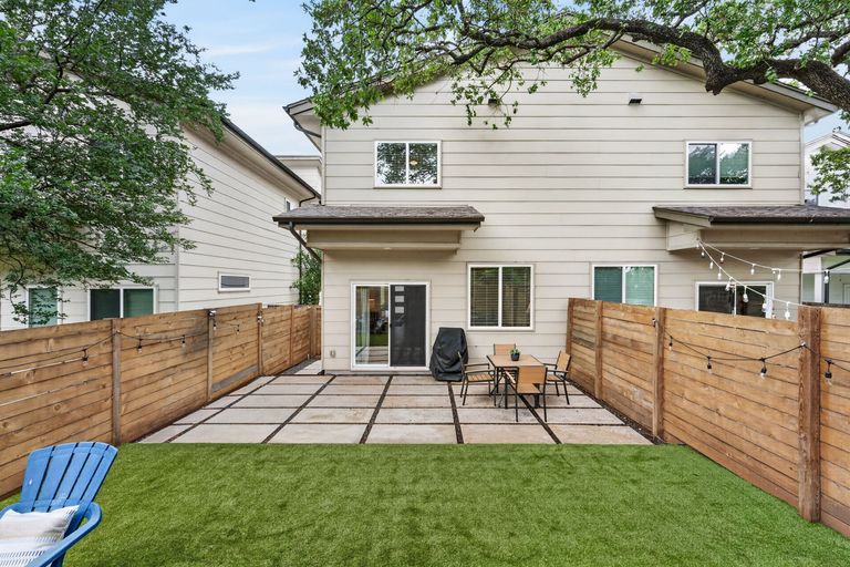 20-web-or-mls-6800-menchaca-rd-13-(25-of-25).jpg