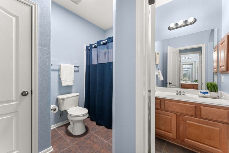 20-web-or-mls-6808-magenta-ln-(22-of-31).jpg