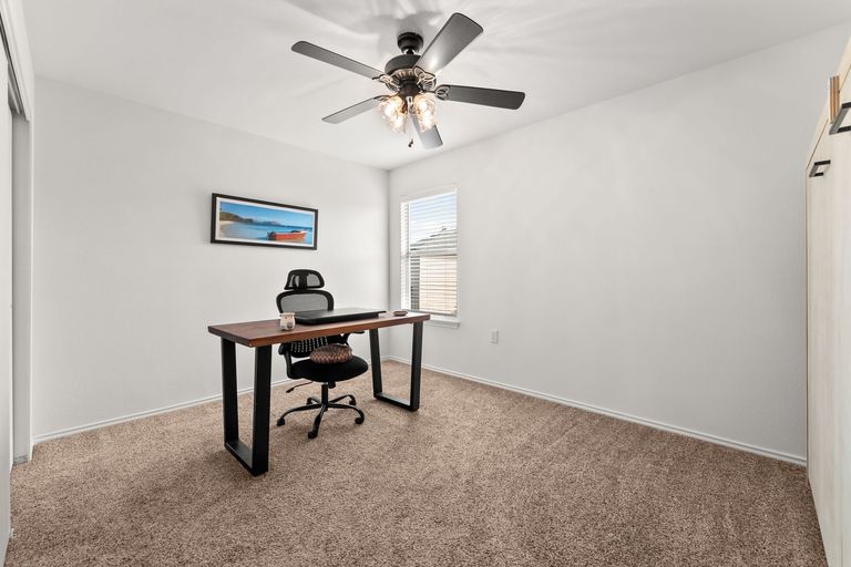 20-web-or-mls-6812-walkup-ln-23.jpg