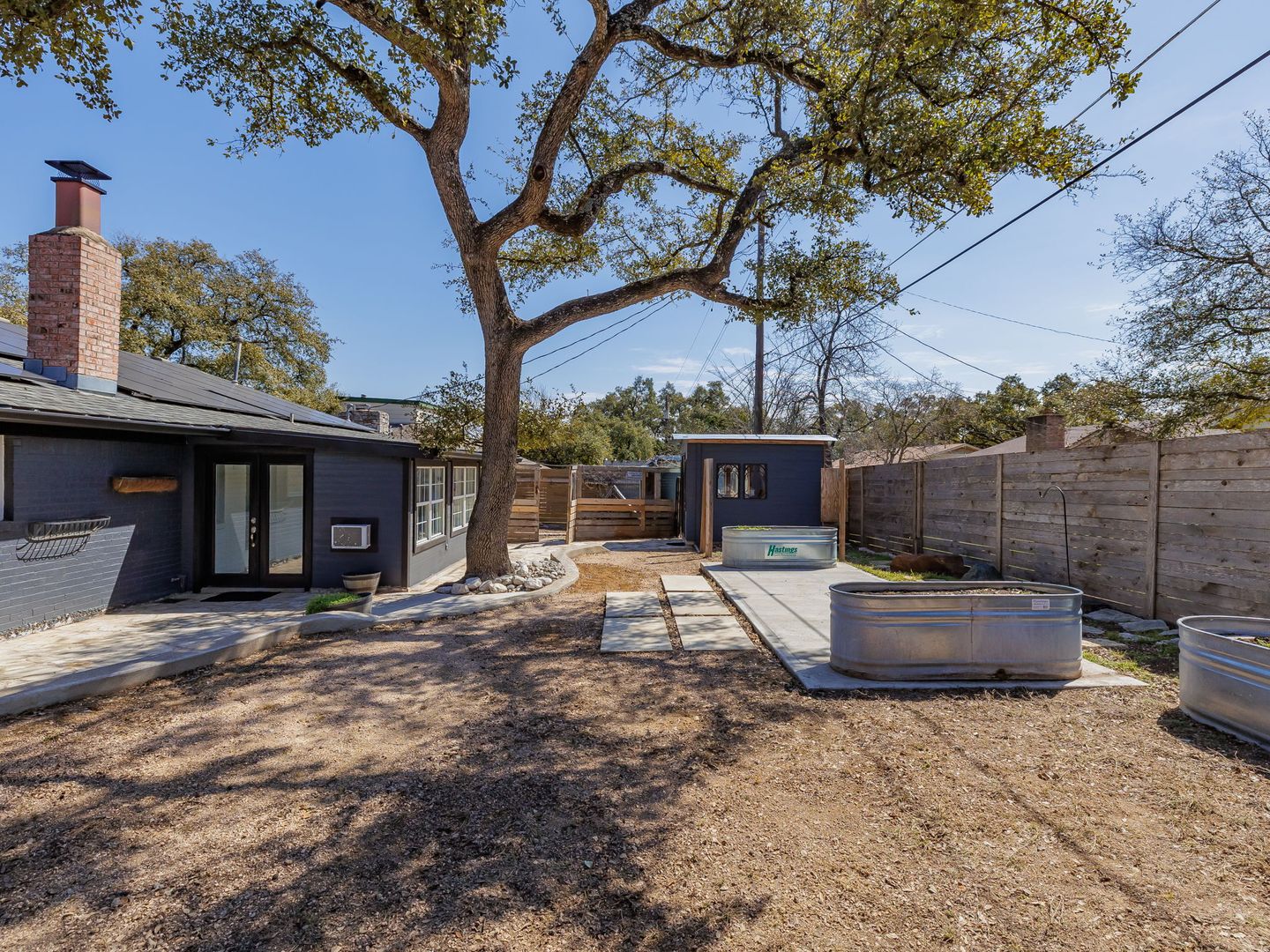2025-02-28----1729---april-moreaux---1103-space-ln,-austin,-tx-78758-(28-of-36).jpg