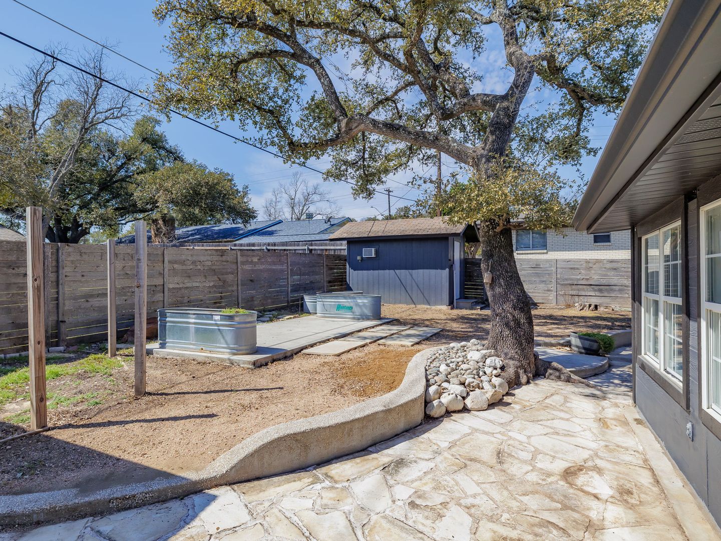 2025-02-28----1729---april-moreaux---1103-space-ln,-austin,-tx-78758-(31-of-36).jpg