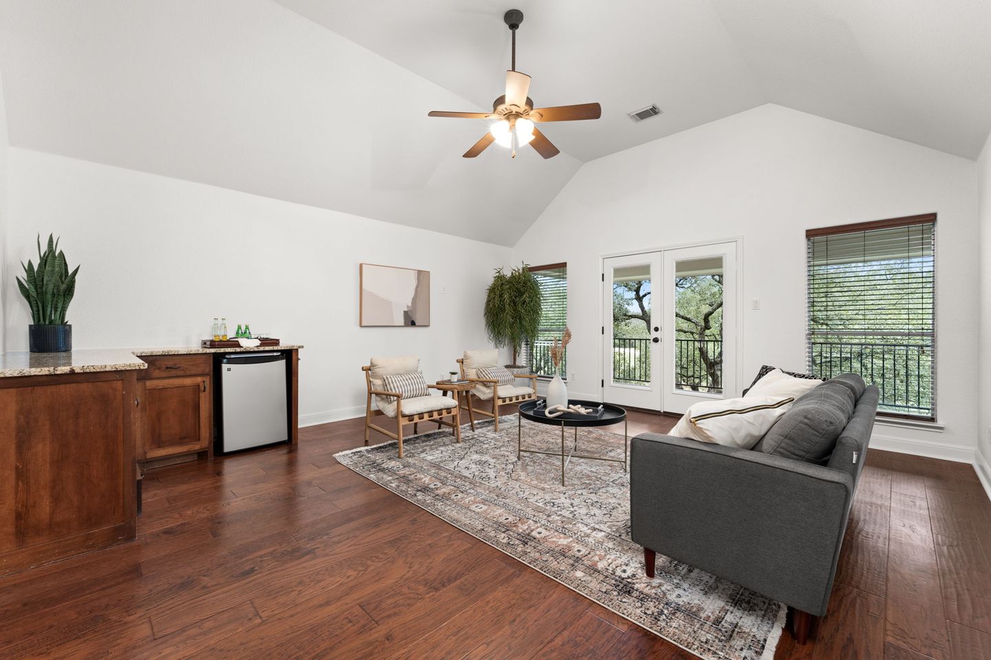 21-web-or-mls-11505-hollister-dr-7.jpg