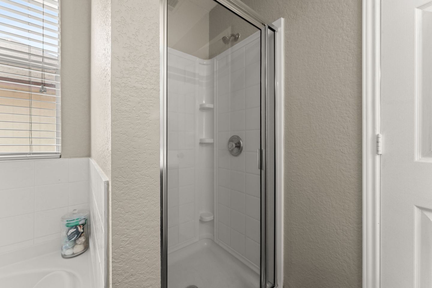 21-web-or-mls-15216-parrish-ln-22.jpg