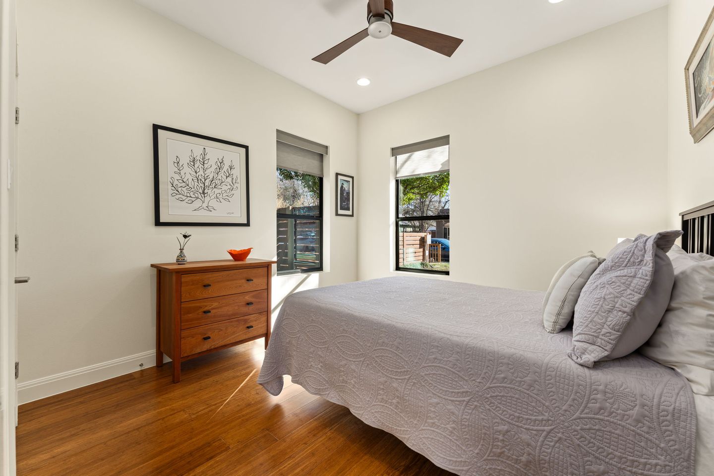 21-web-or-mls-1706-canterbury-st-(21-of-37).jpg