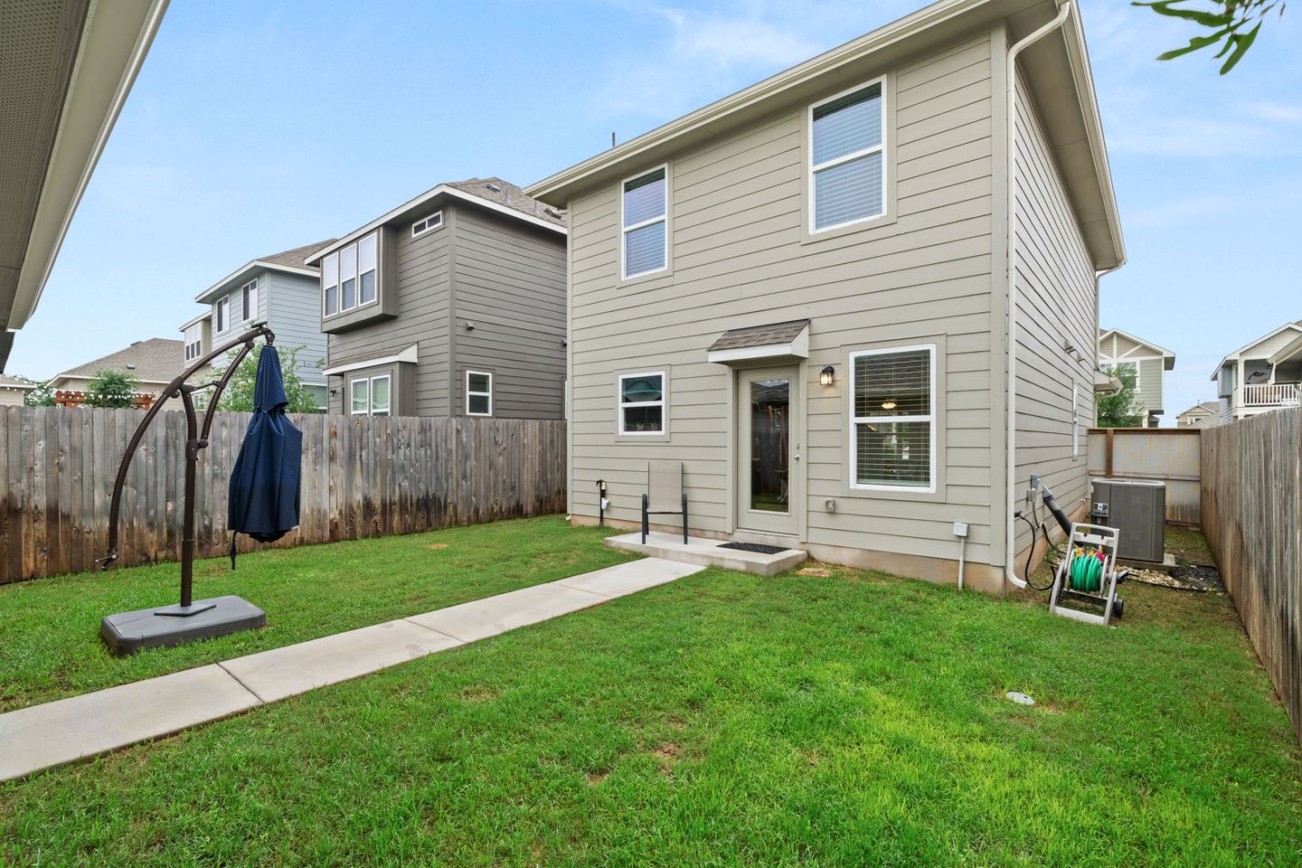21-web-or-mls-17909-papaveri-wy-209-(4-of-25).jpg