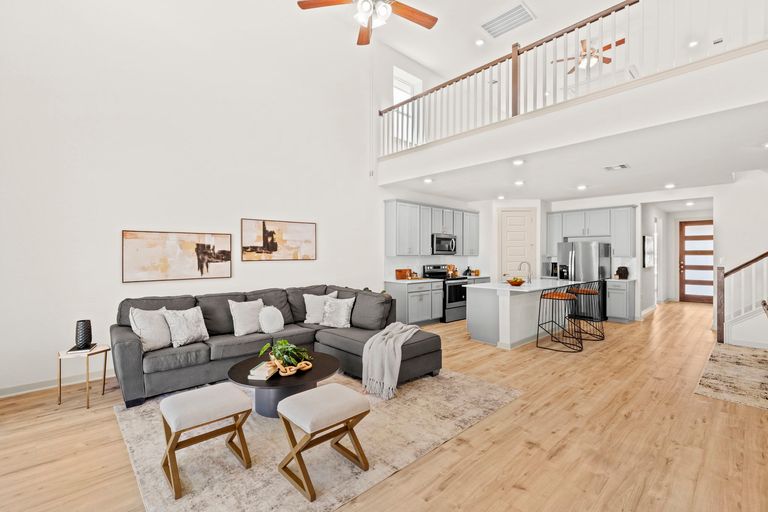 21-web-or-mls-221-indian-shoal-dr.jpg