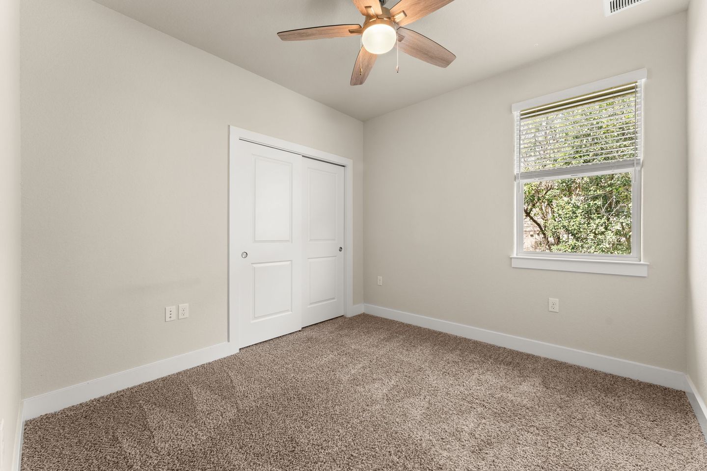 21-web-or-mls-2216-toulouse-dr-26-1742836491.jpg