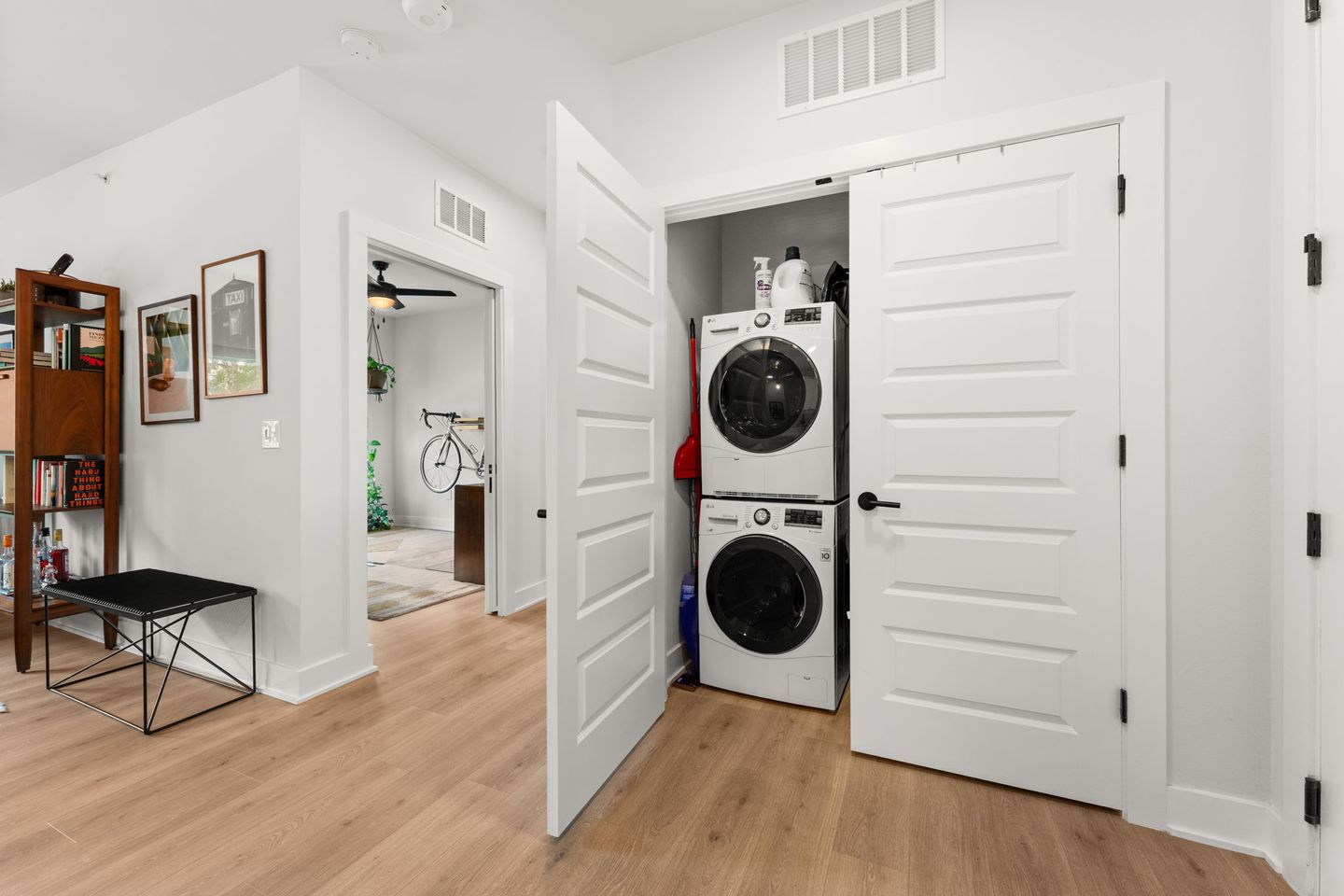 21-web-or-mls-3101-govalle-ave-215-20.jpg
