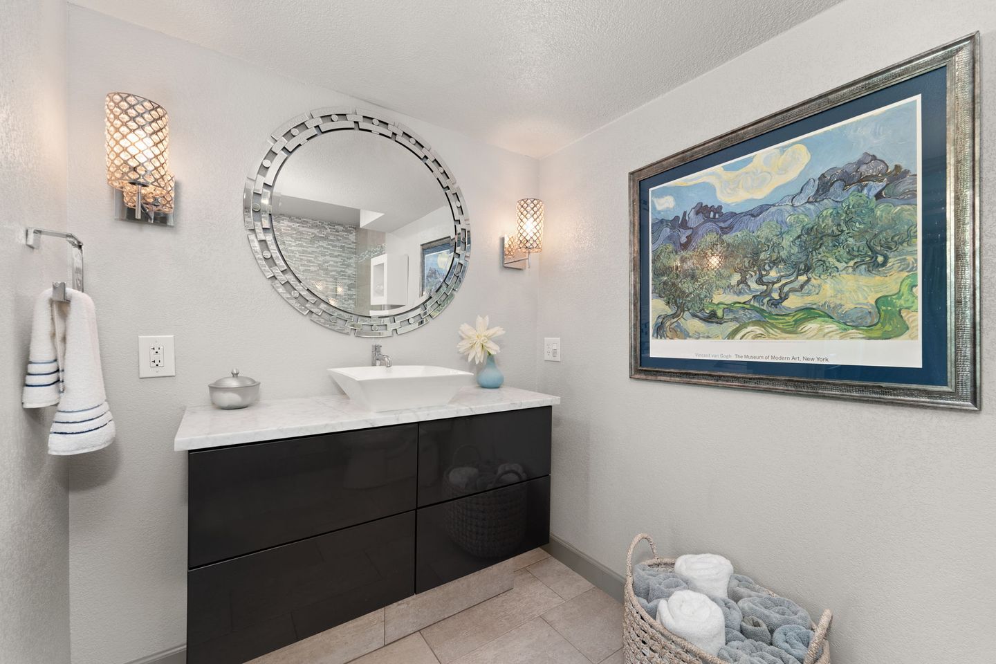 21-web-or-mls-4002-shoal-creek-blvd-b-(19-of-25).jpg