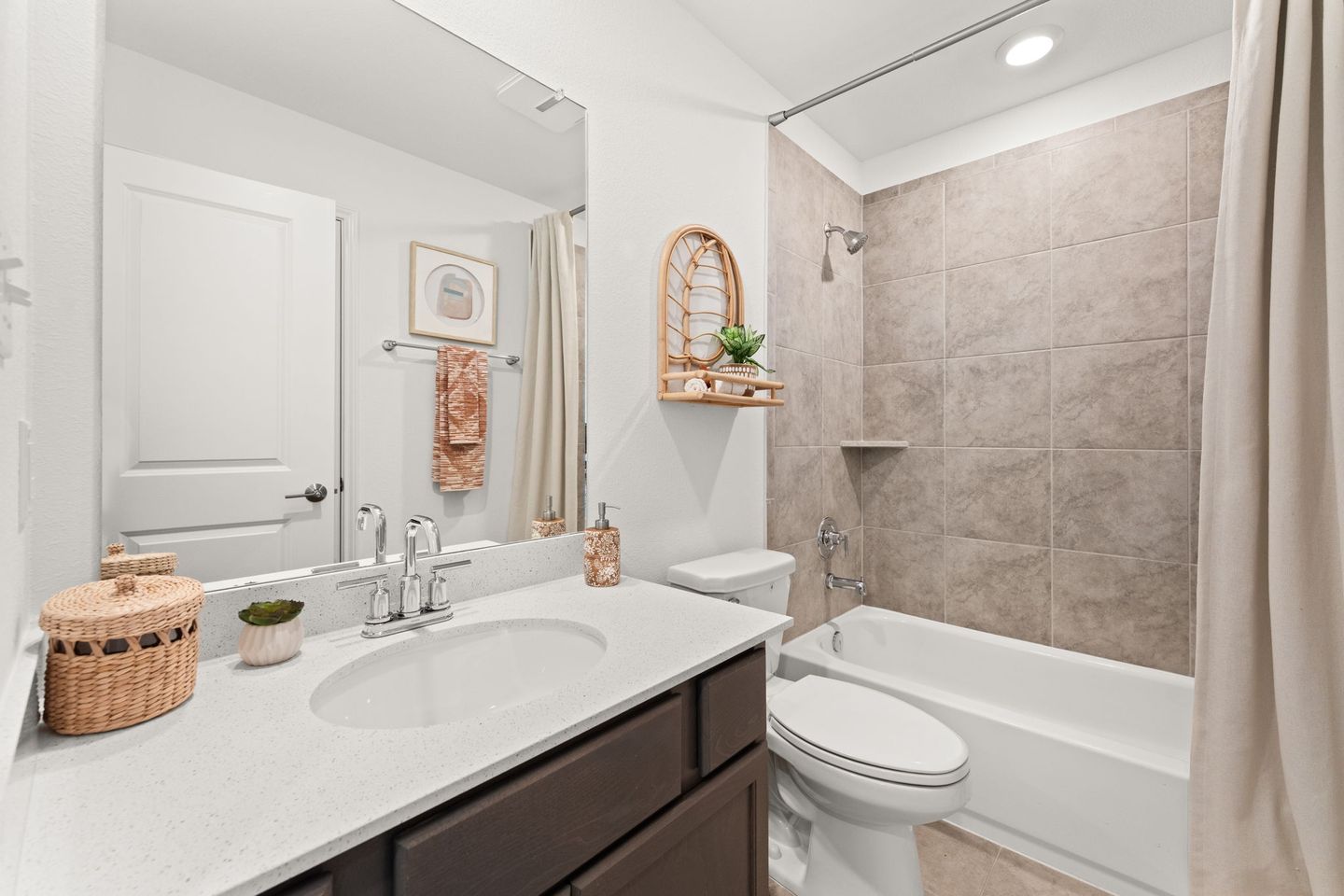 21-web-or-mls-6512-velvet-leaf-ln-20.jpg