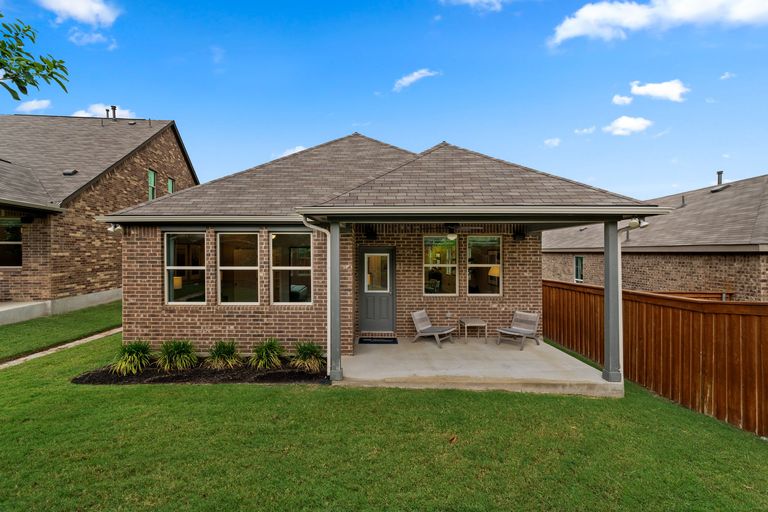 21-web-or-mls-835-cherrystone-loop-4.jpg