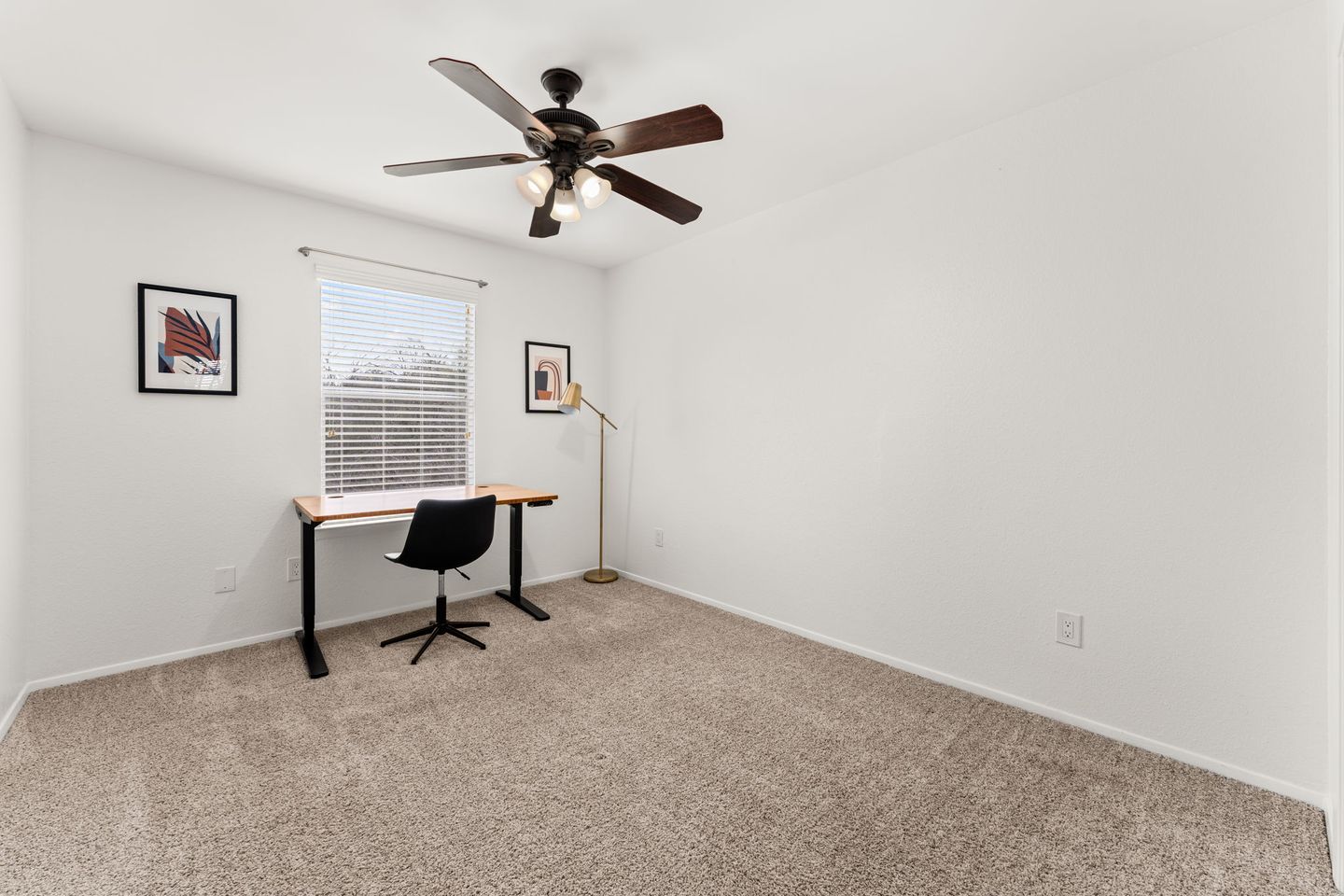 21-web-or-mls-8409-spring-valley-dr-10.jpg