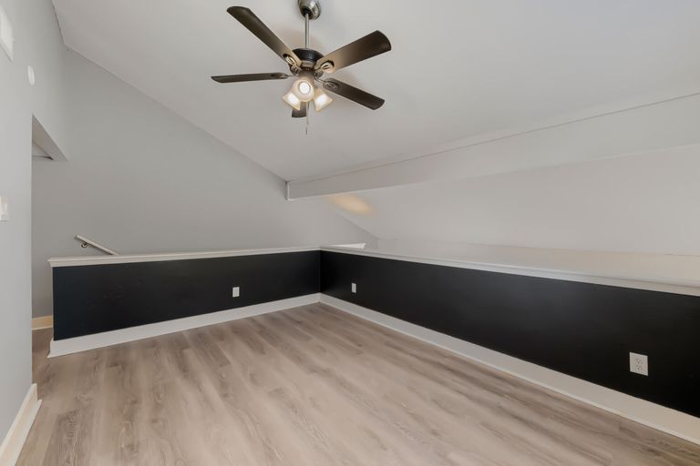 2124-burton-drive--174---web-quality---014---14-bedroom.jpg