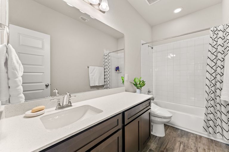 22-web-or-mls-11320-charger-wy-14.jpg
