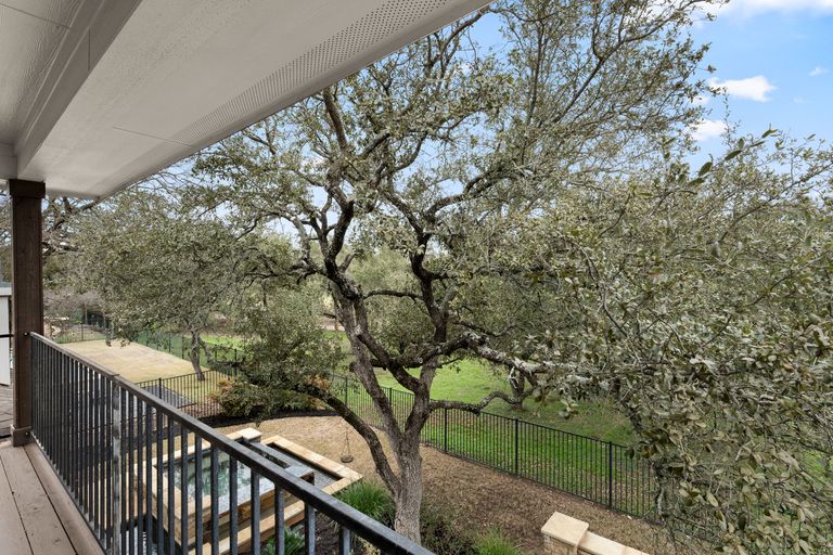 22-web-or-mls-11505-hollister-dr-9.jpg