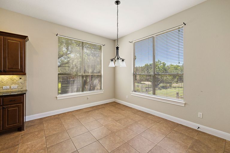 22-web-or-mls-1344-flint-rock-loop-kcp-042125---140.jpg