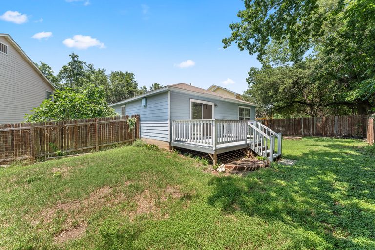 22-web-or-mls-2125-nogales-trail-(7-of-24).jpg