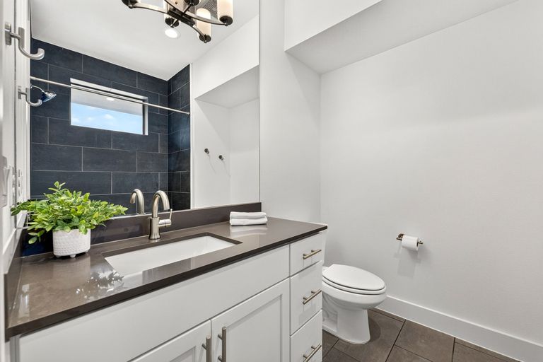 22-web-or-mls-3700-clawson-rd-603-(22-of-26).jpg