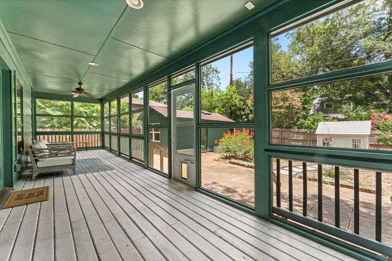 22-web-or-mls-4903-shoal-creek-blvd-(24-of-38).jpg