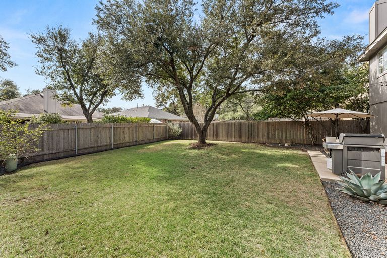 22-web-or-mls-6305-sam-maverick-pass-23.jpg