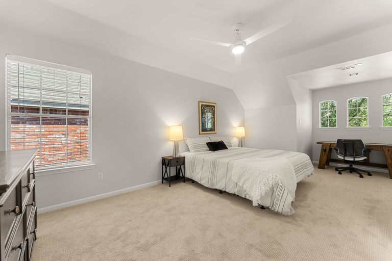 22-web-or-mls-6428-magenta-ln-(18-of-34).jpg